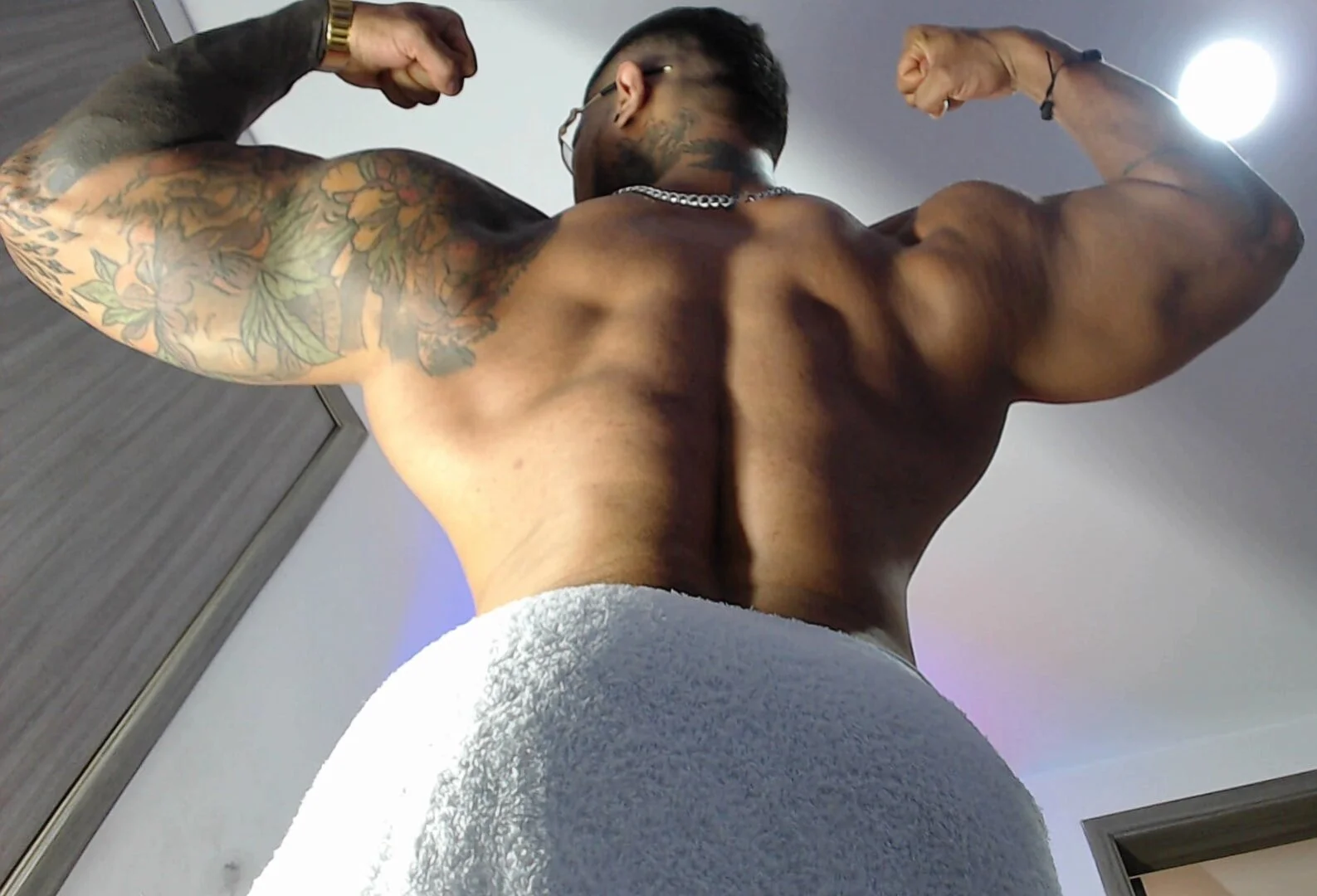 XXX Porn Photo of Nude sr_fuerte 7