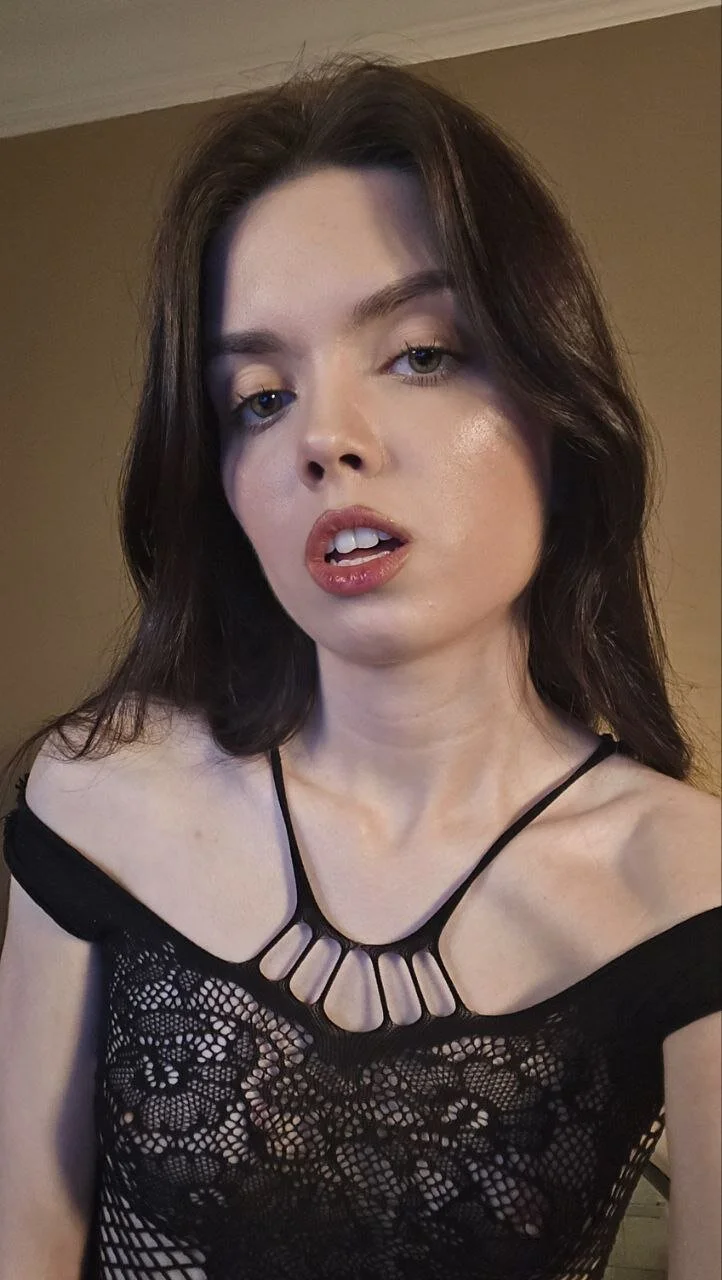 XXX Porn Photo of Nude likeamoss 2