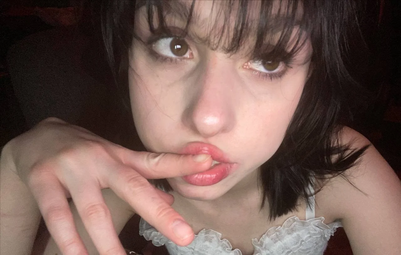XXX Porn Photo of Nude Lola_aura 5