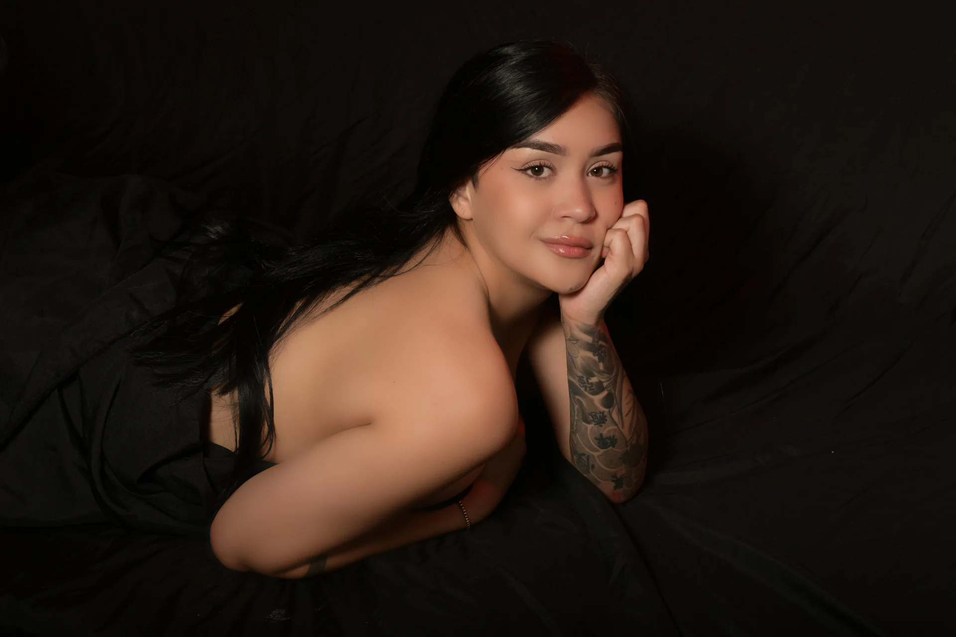 XXX Porn Photo of Nude LaadySmiith 1