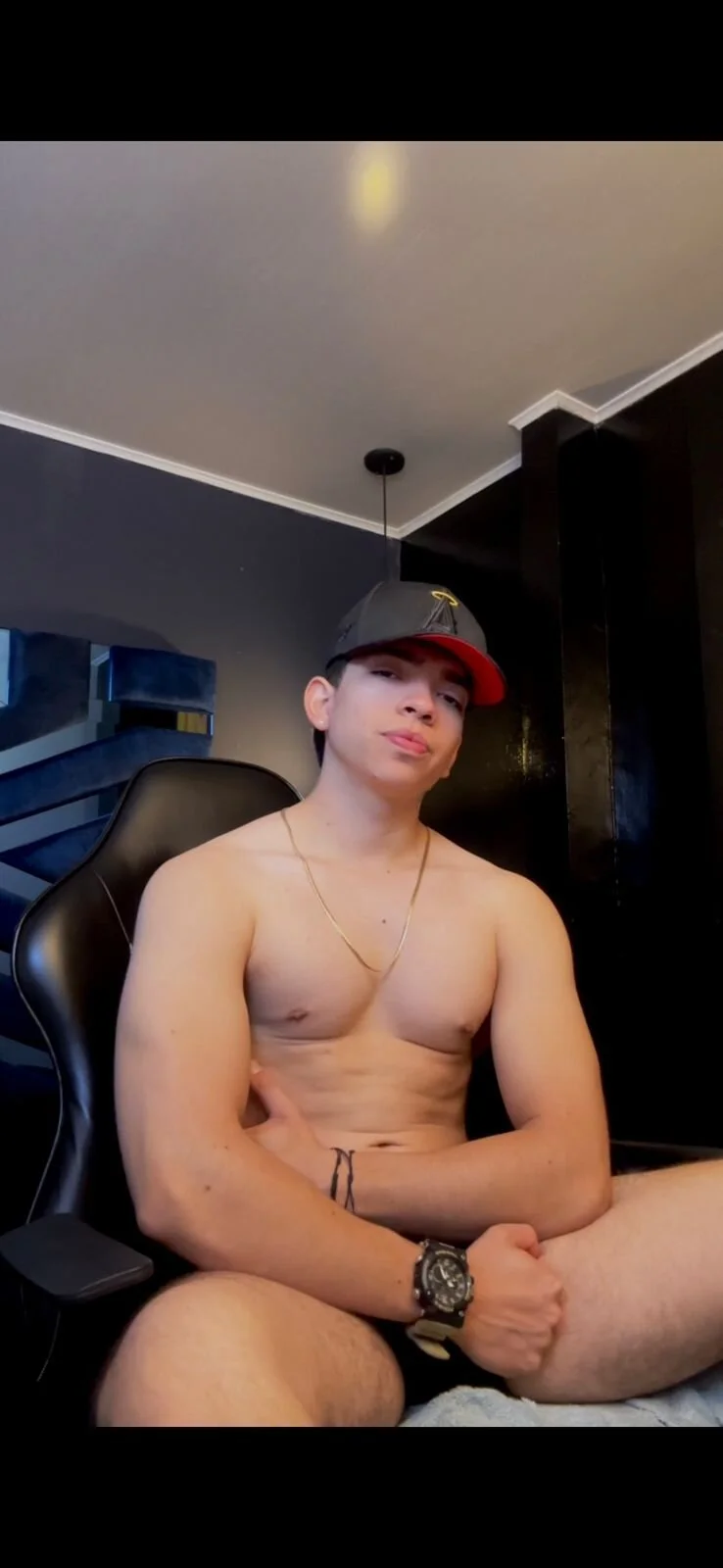 XXX Porn Photo of Nude Julian_Mercier 2