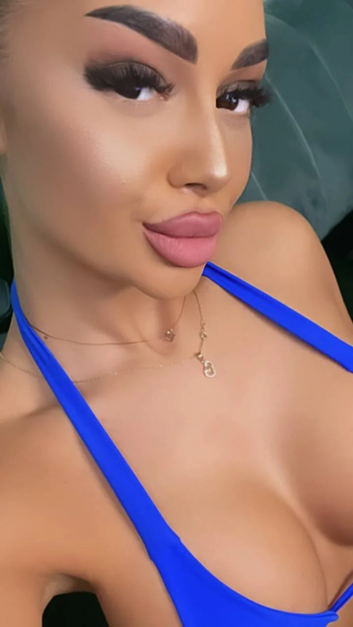 XXX Porn Photo of Nude IsaFuego 16