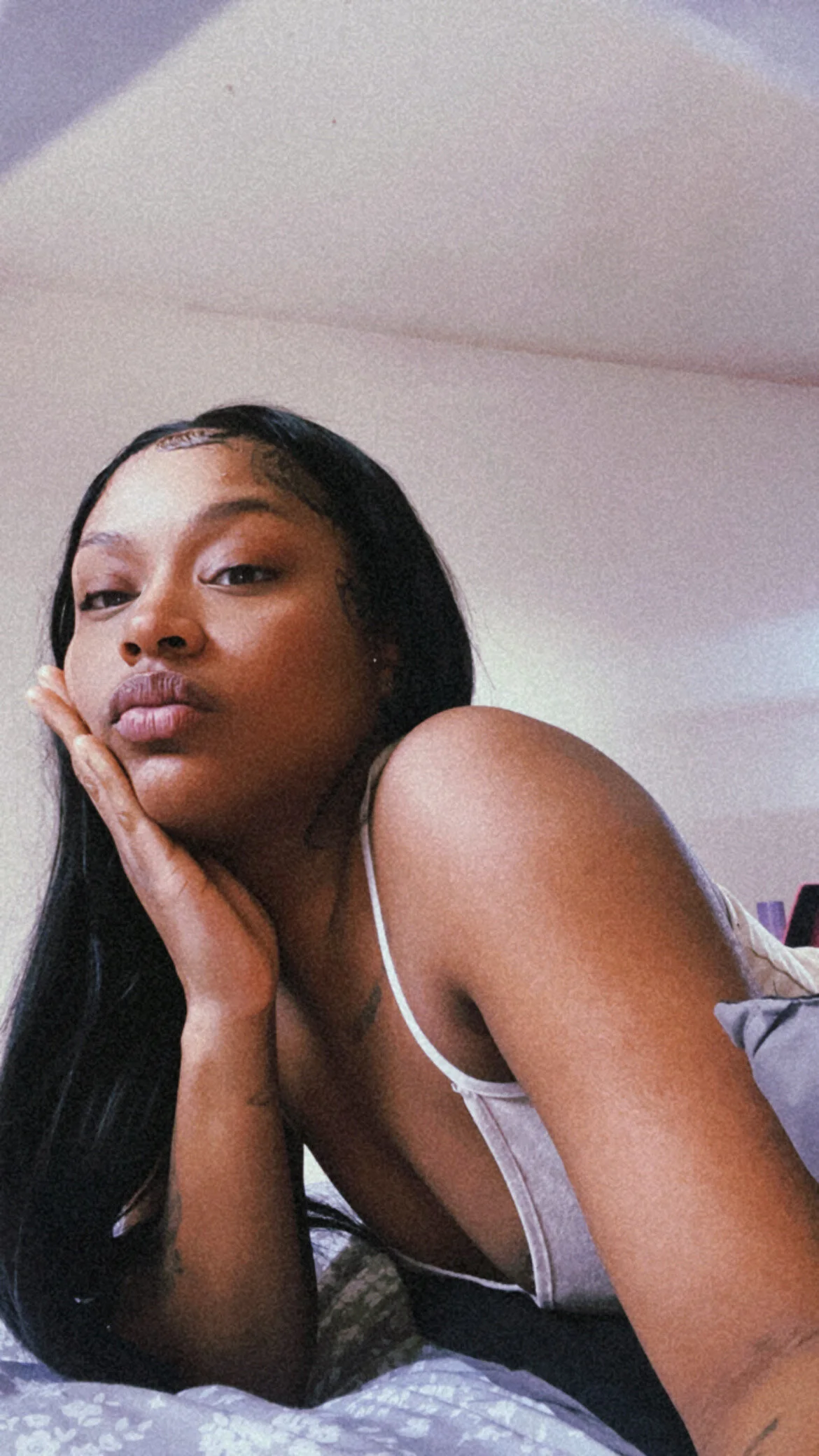 XXX Porn Photo of Nude CreamySavageDoll 1