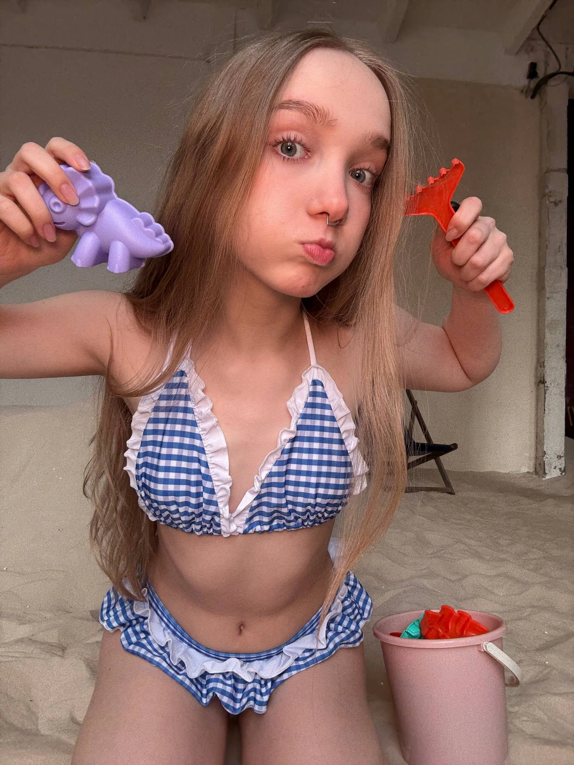 XXX Porn Photo of Nude bambi_lu 1141