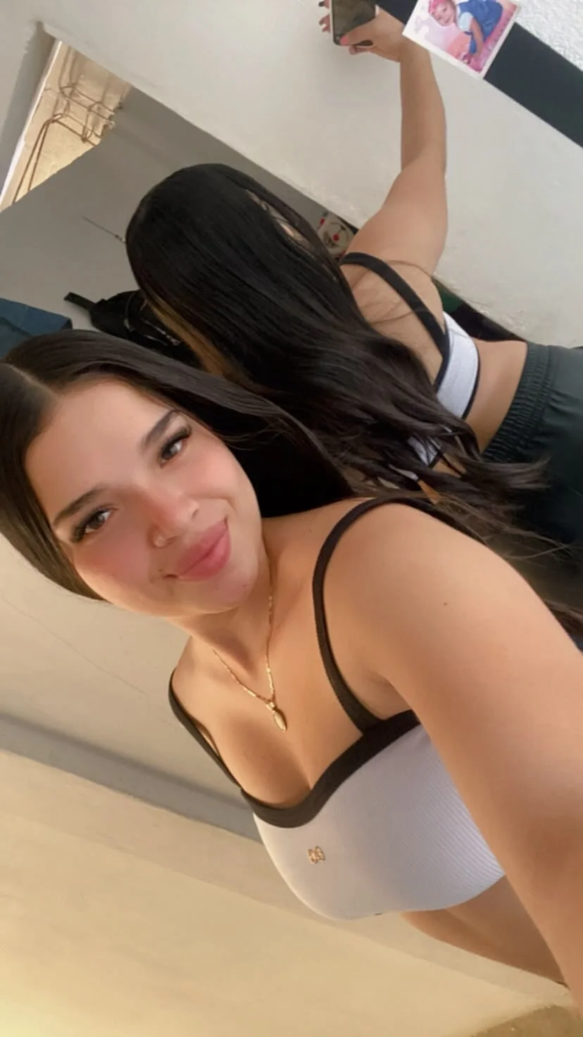 XXX Porn Photo of Nude Venus-69 4