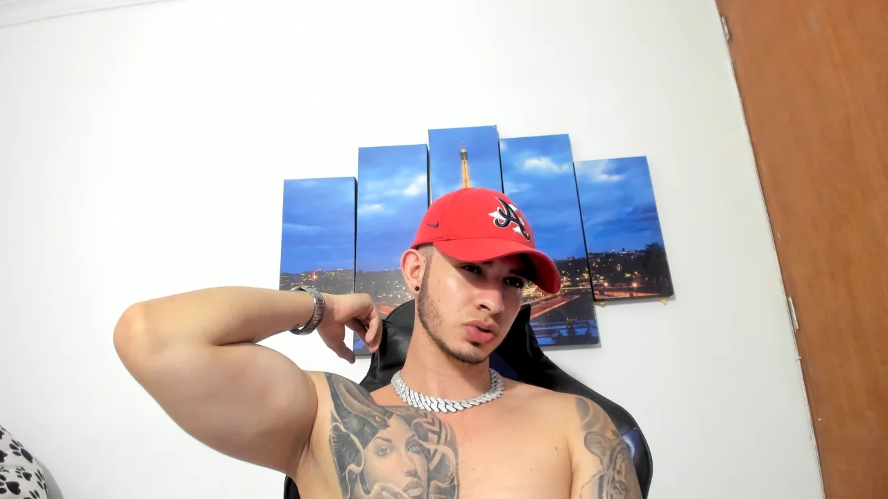 XXX Porn Photo of Nude freestyle_blake1 3