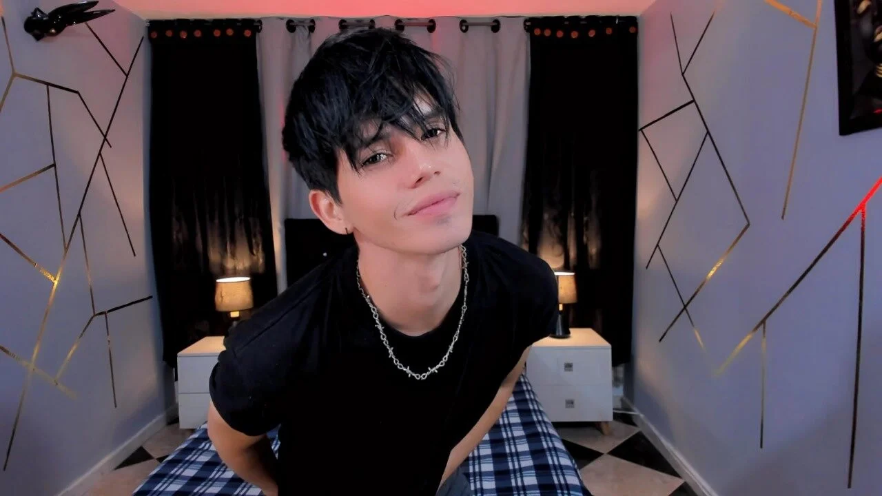 XXX Porn Photo of Nude Tayson_Rivers 12
