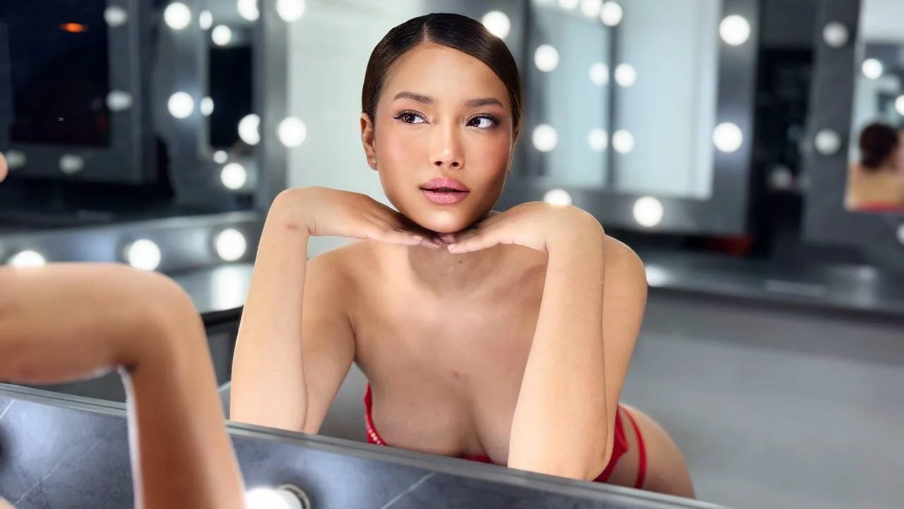 XXX Porn Photo of Nude GlamKittenXXX 4