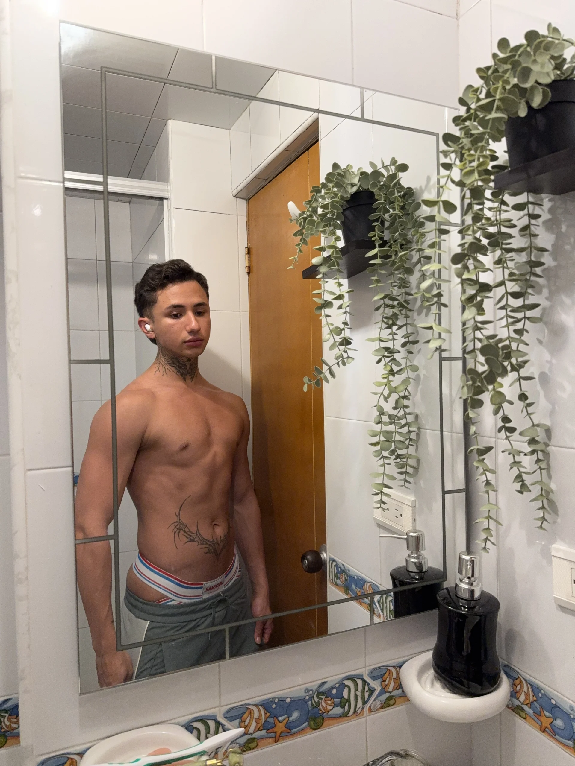 XXX Porn Photo of Nude ArchiGoldd 1