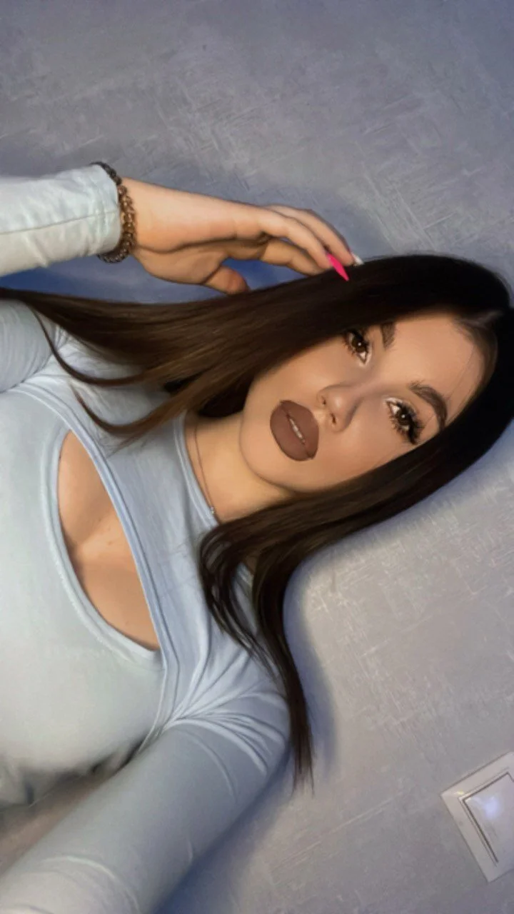 XXX Porn Photo of Nude Juicy_Aura 1