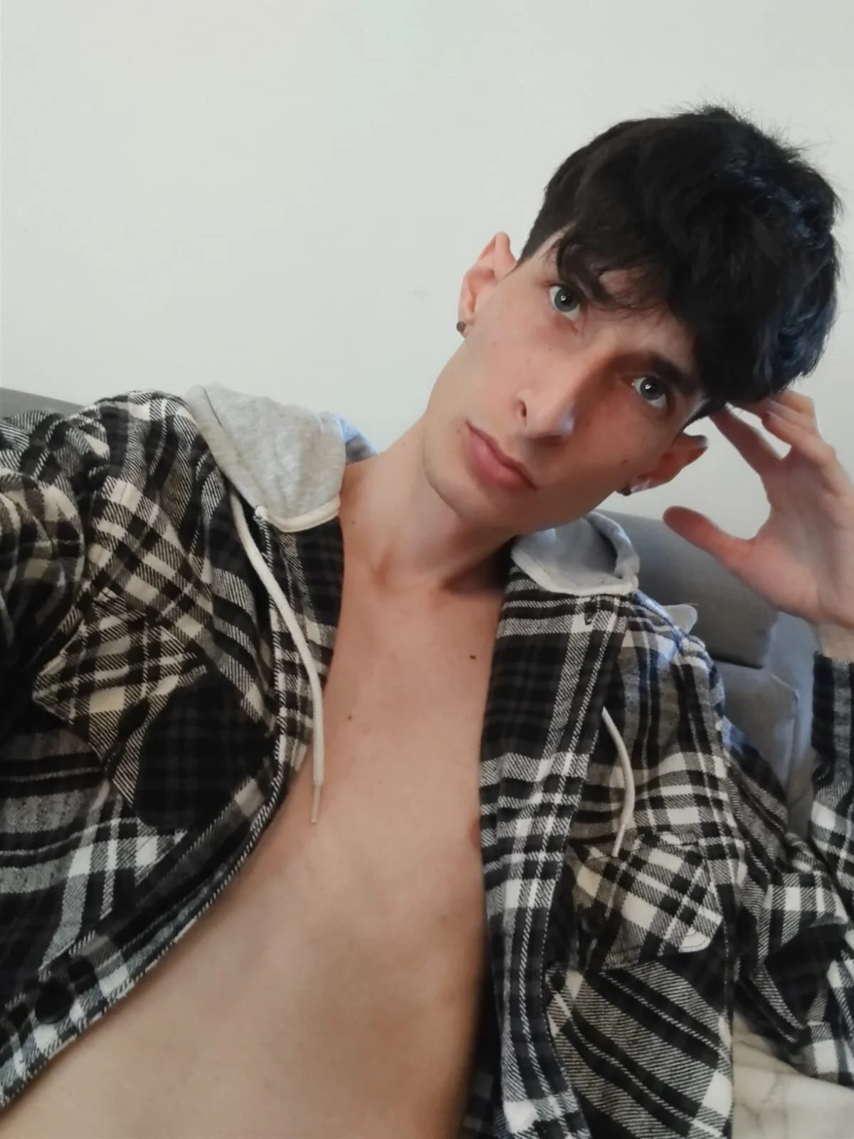 XXX Porn Photo of Nude Luke_Carter 2