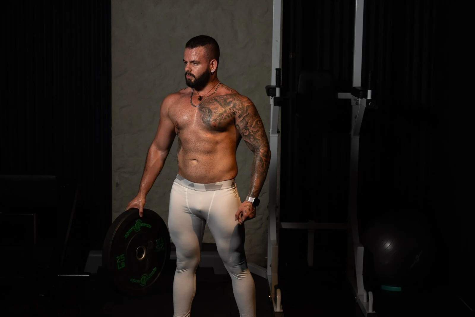 XXX Porn Photo of Nude Johnnygrayson1 16