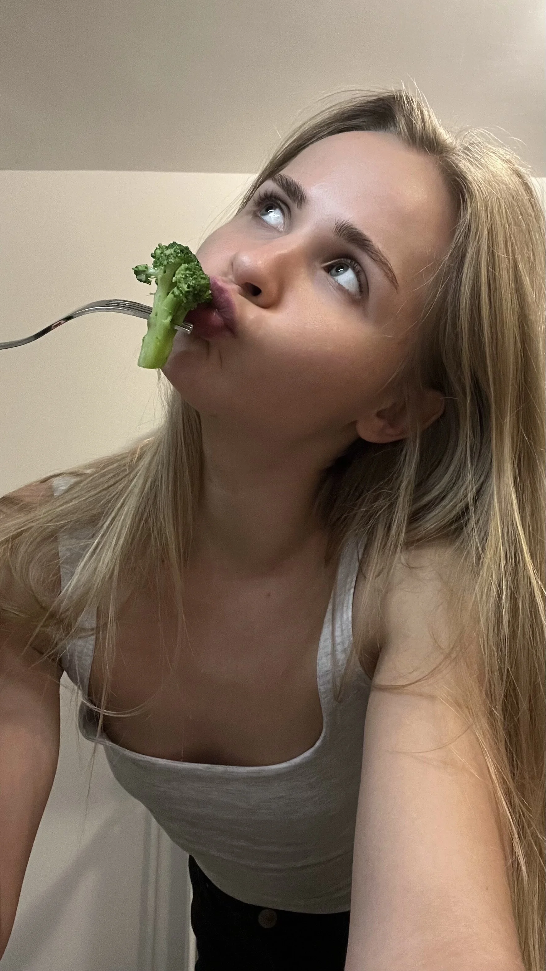 XXX Porn Photo of Nude Sunny_Eve 2