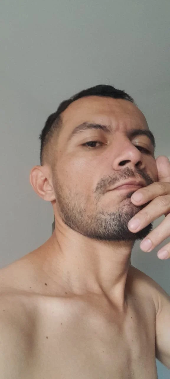 XXX Porn Photo of Nude Skinyhot99 3