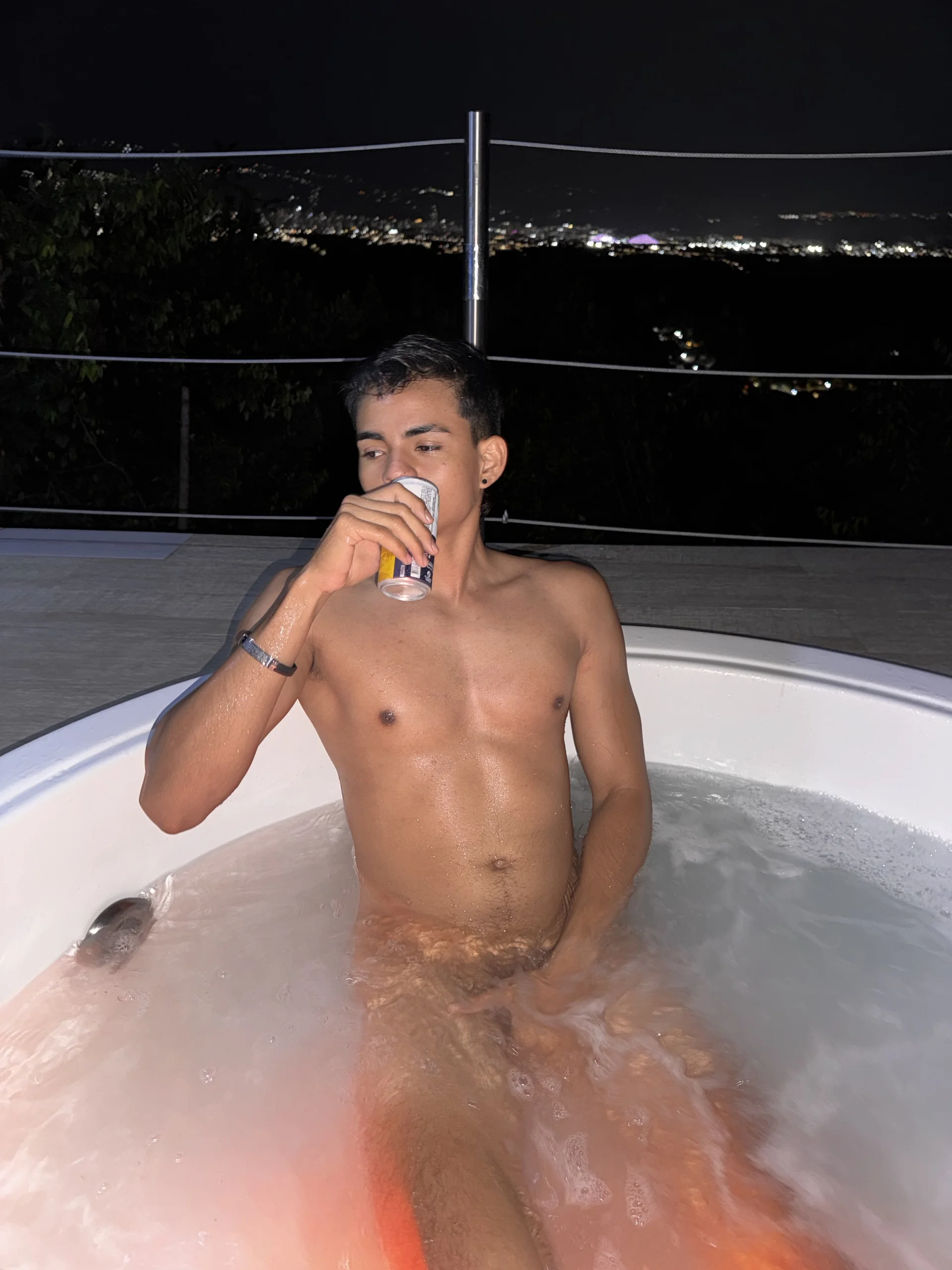 XXX Porn Photo of Nude sexyboy-sebas 5