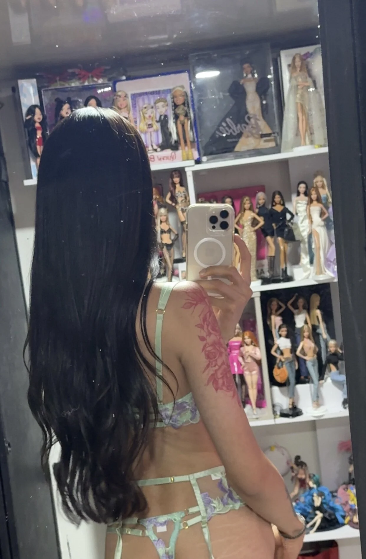 XXX Porn Photo of Nude Hottie_temptation 4