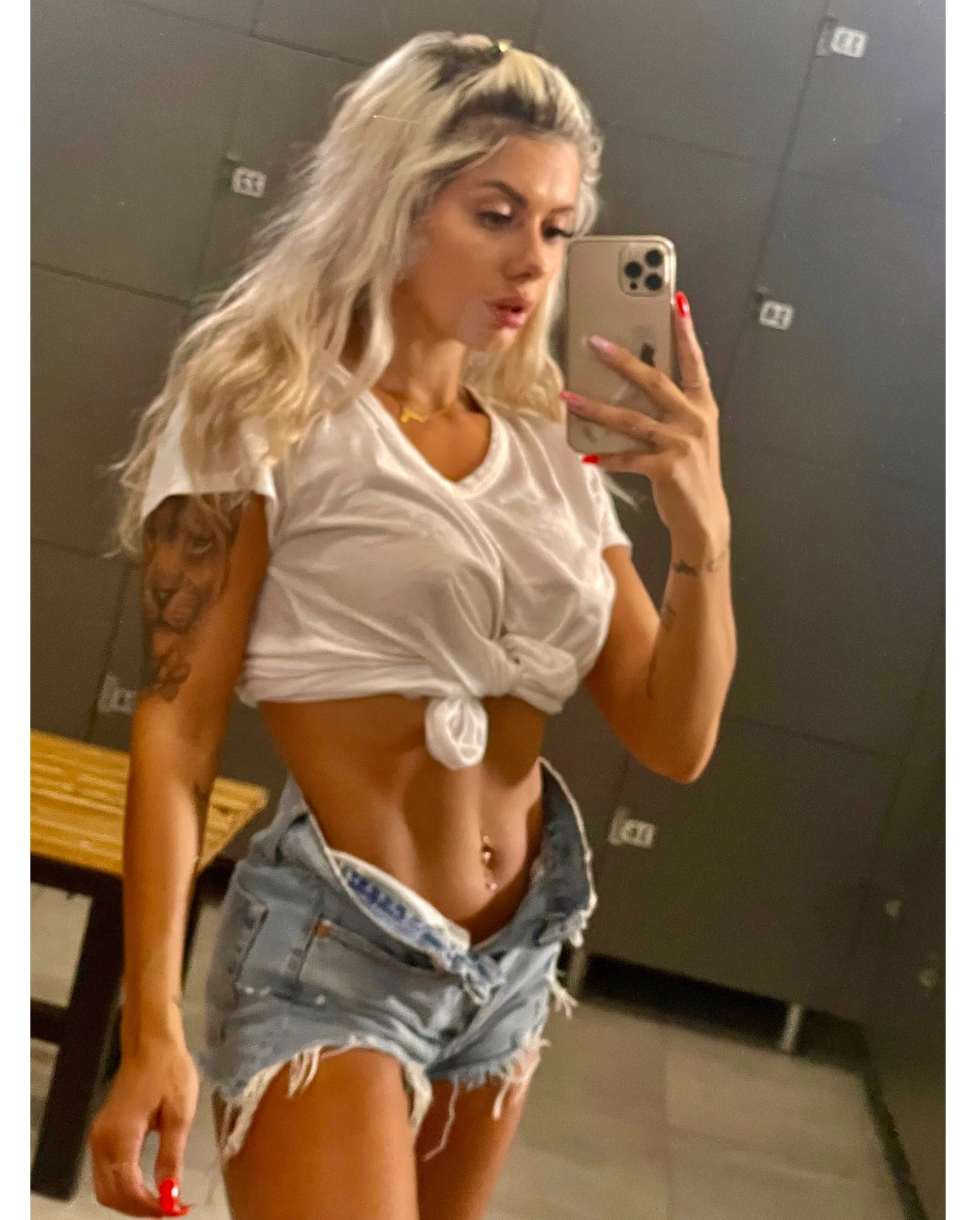 XXX Porn Photo of Nude ElsaBby 17