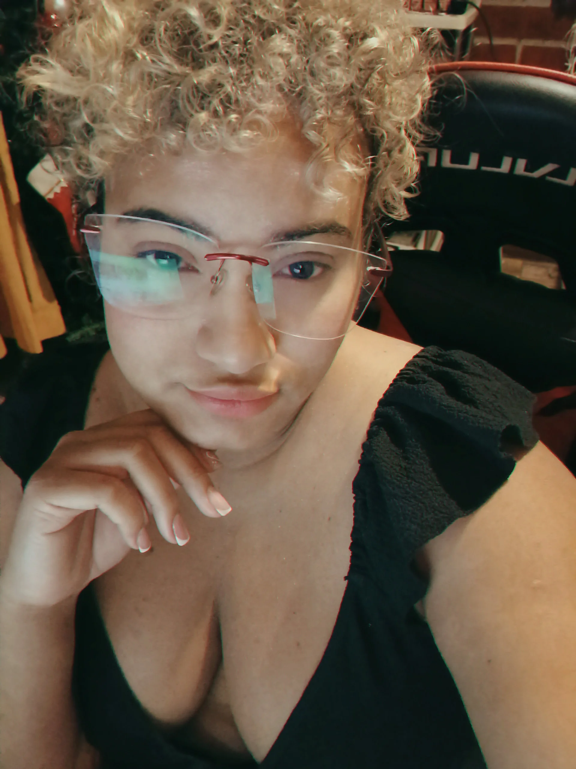 XXX Porn Photo of Nude blazzefyre 22