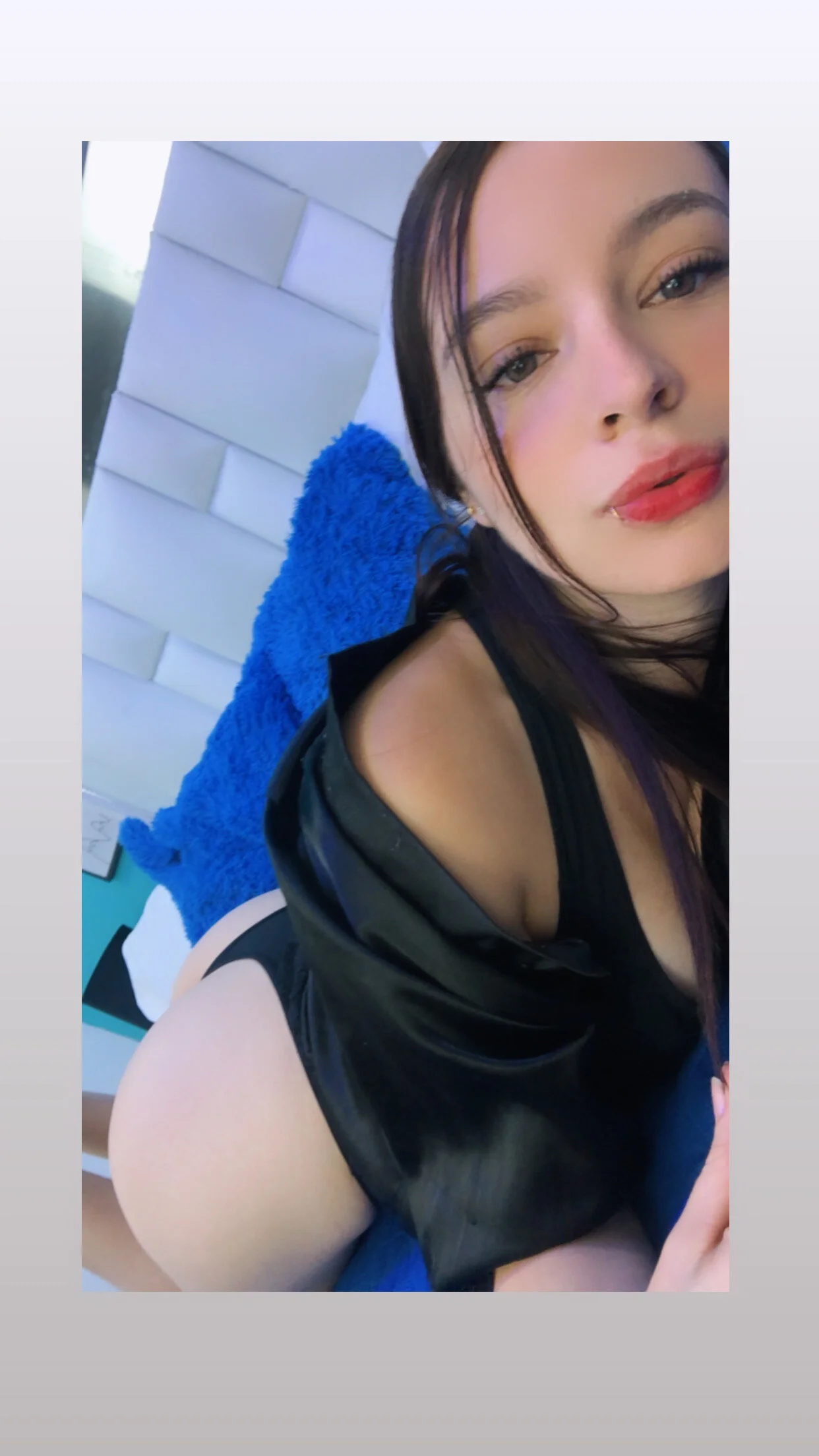XXX Porn Photo of Nude karla-thomsom10 1