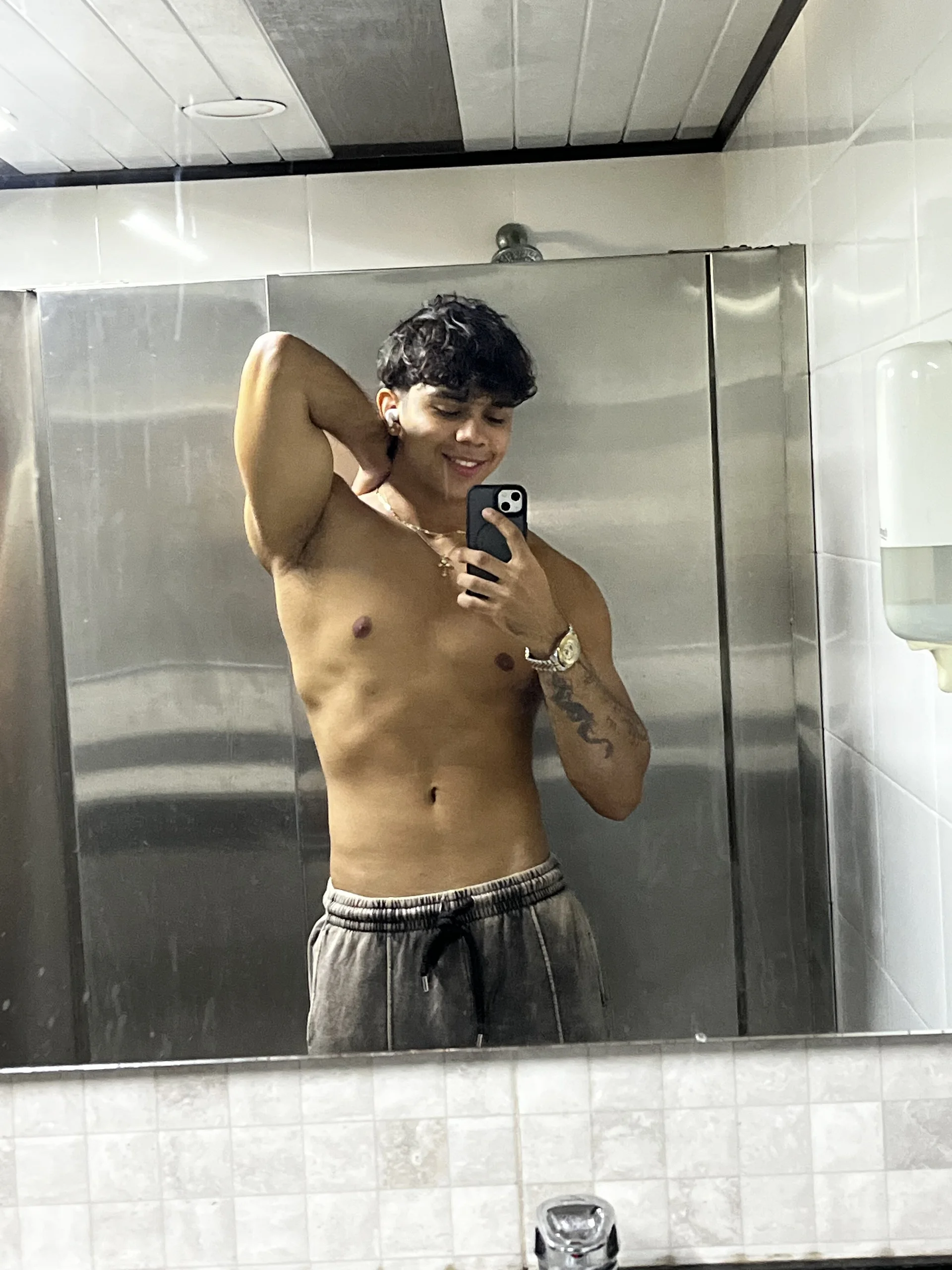 XXX Porn Photo of Nude noahprada 7