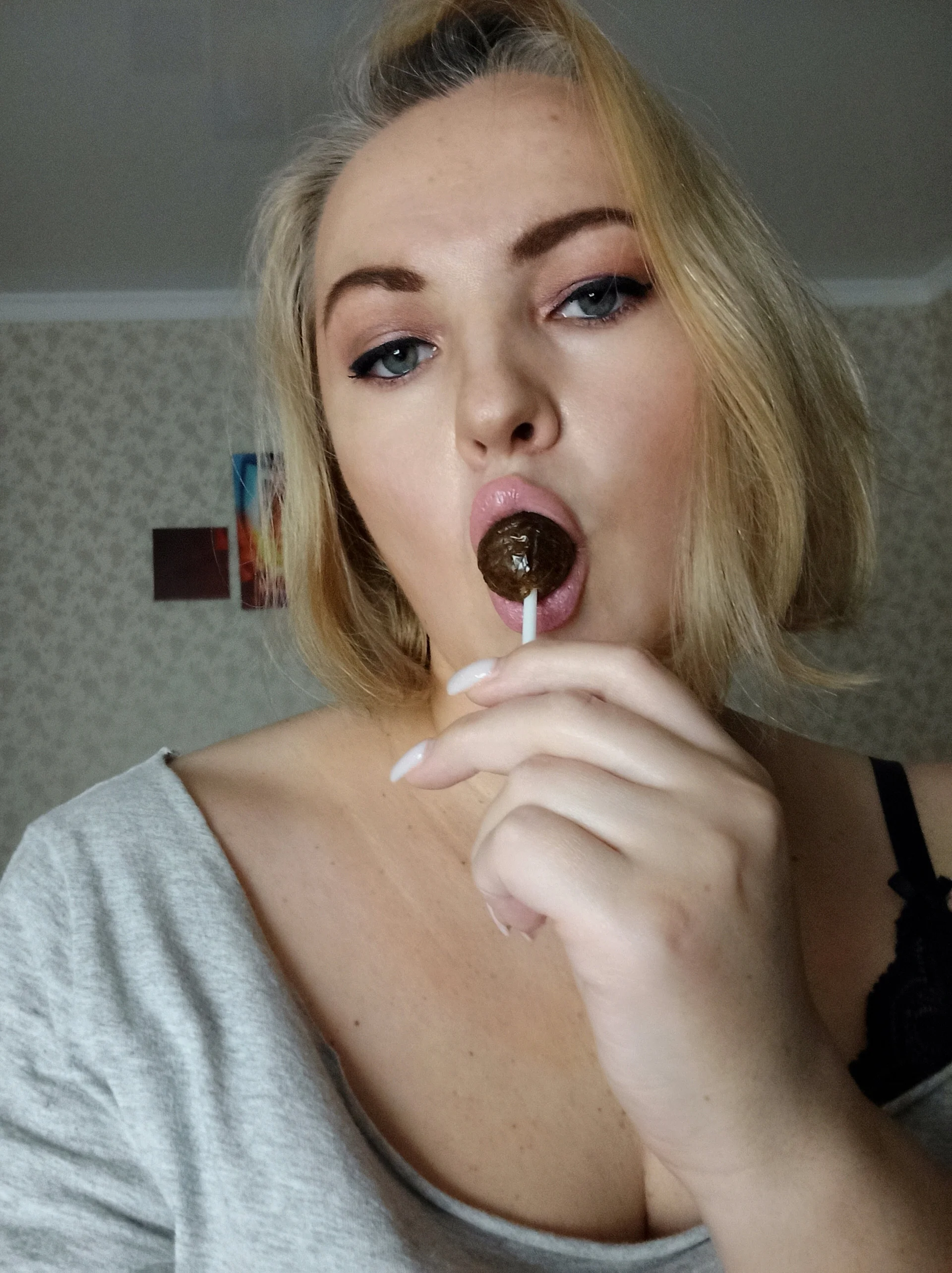 XXX Porn Photo of Nude Vikki_Berry 6
