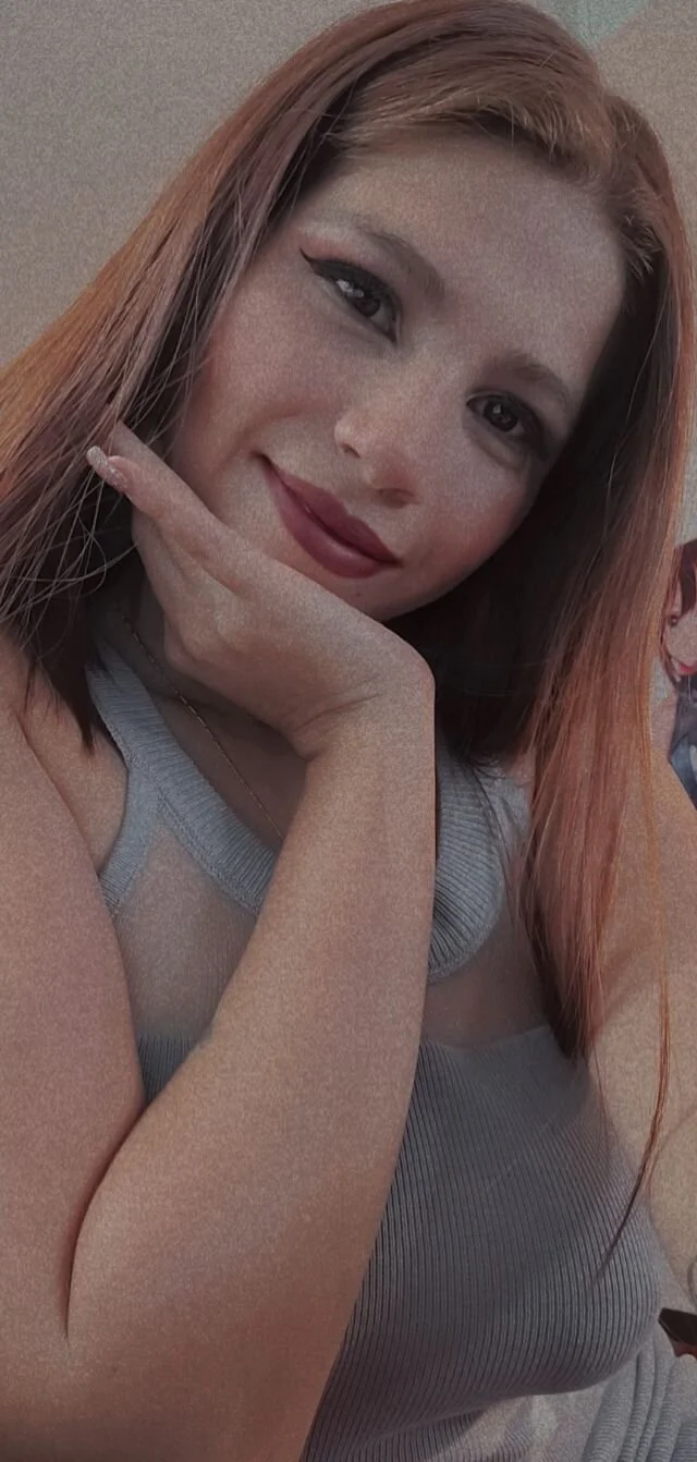 XXX Porn Photo of Nude bluee_hazell 4