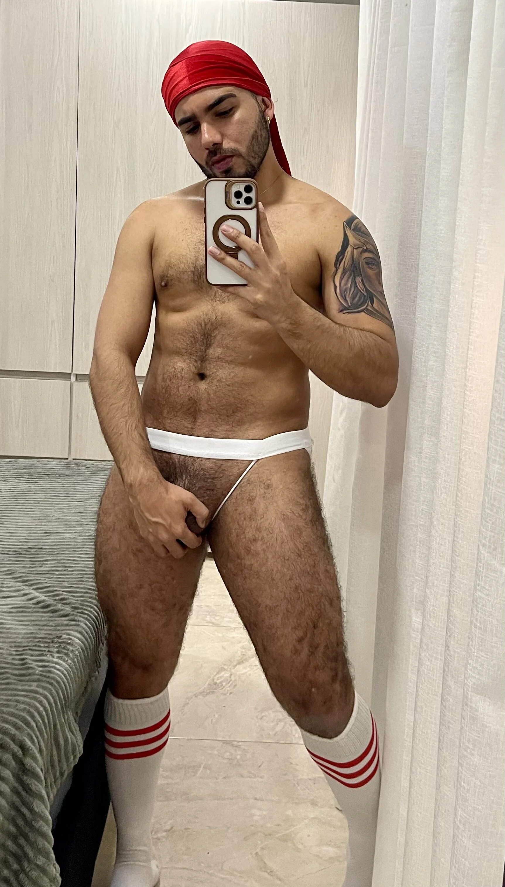 XXX Porn Photo of Nude adamhairy 50