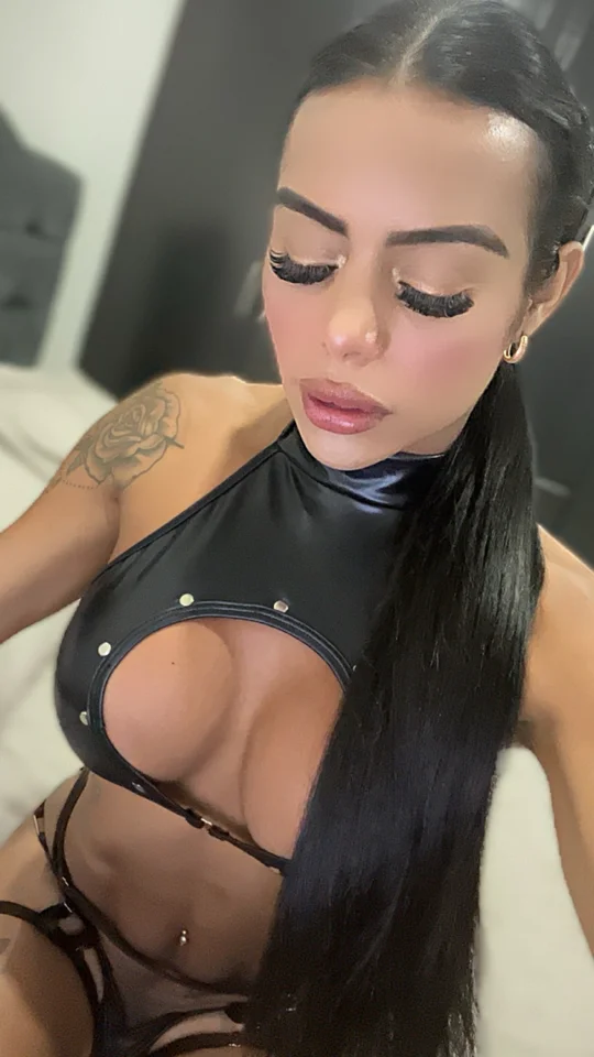XXX Porn Photo of Nude HOT_LADY_777 13