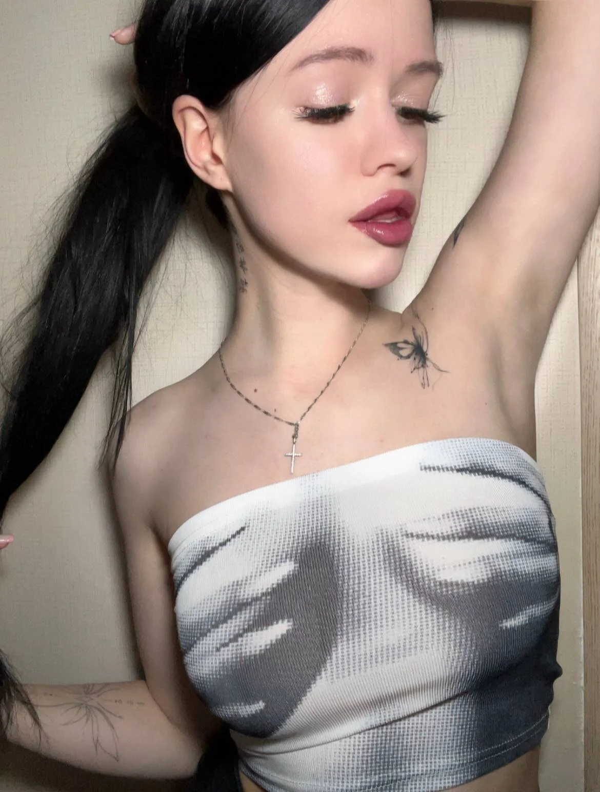 XXX Porn Photo of Nude peachlunee 3