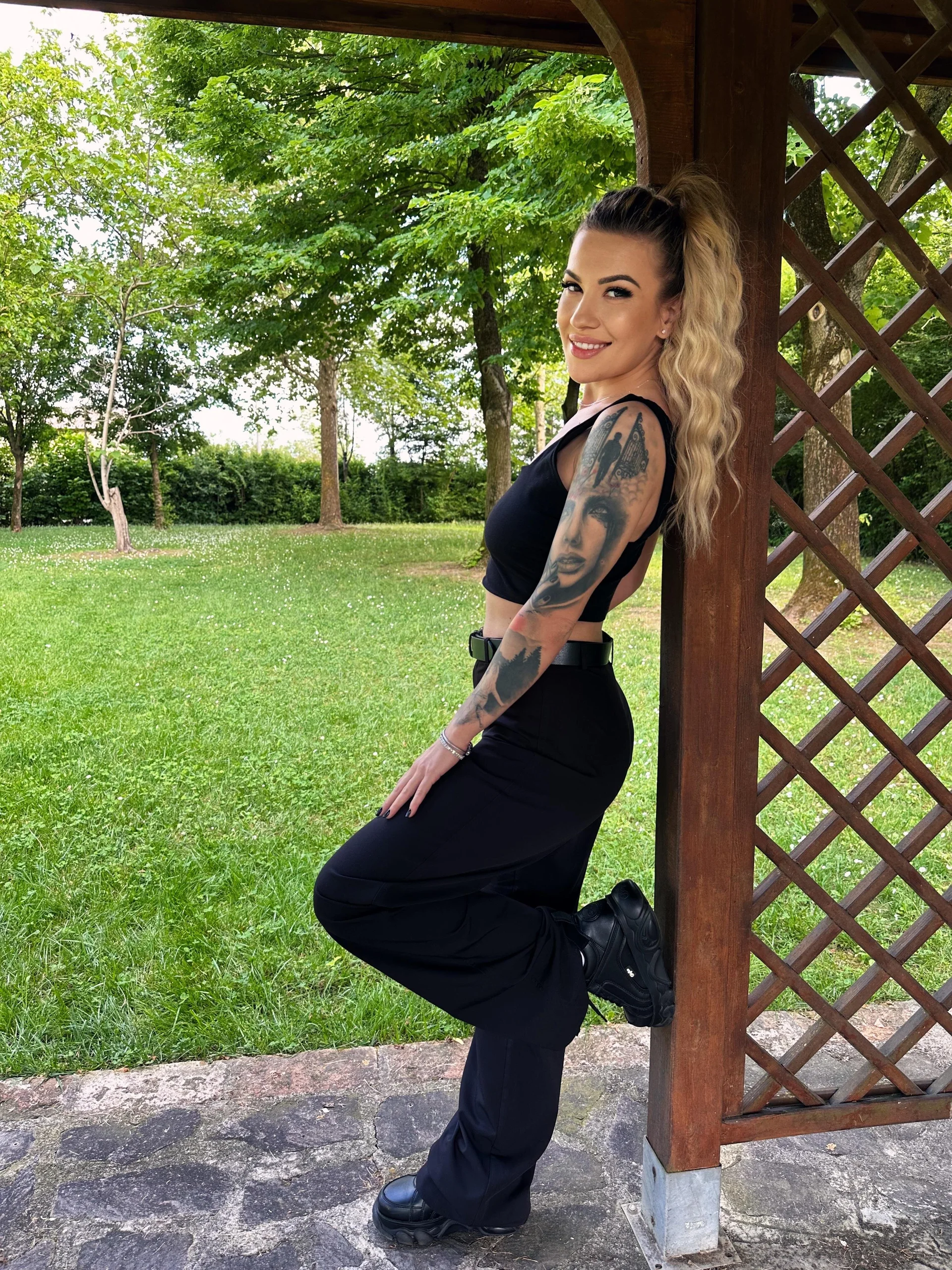 XXX Porn Photo of Nude zoey_marie 24
