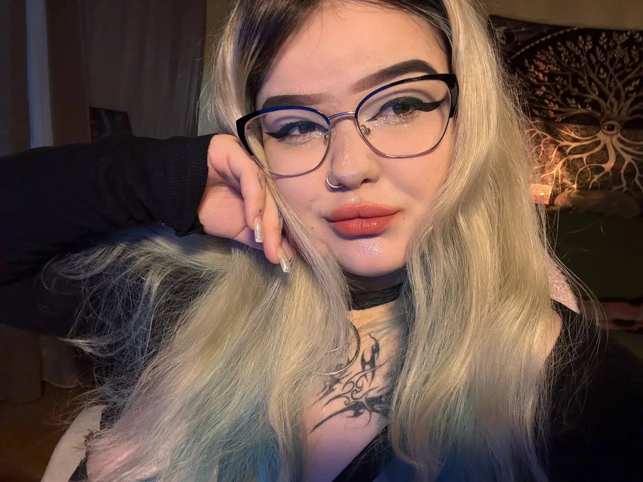 XXX Porn Photo of Nude _CandyM1lky_ 69