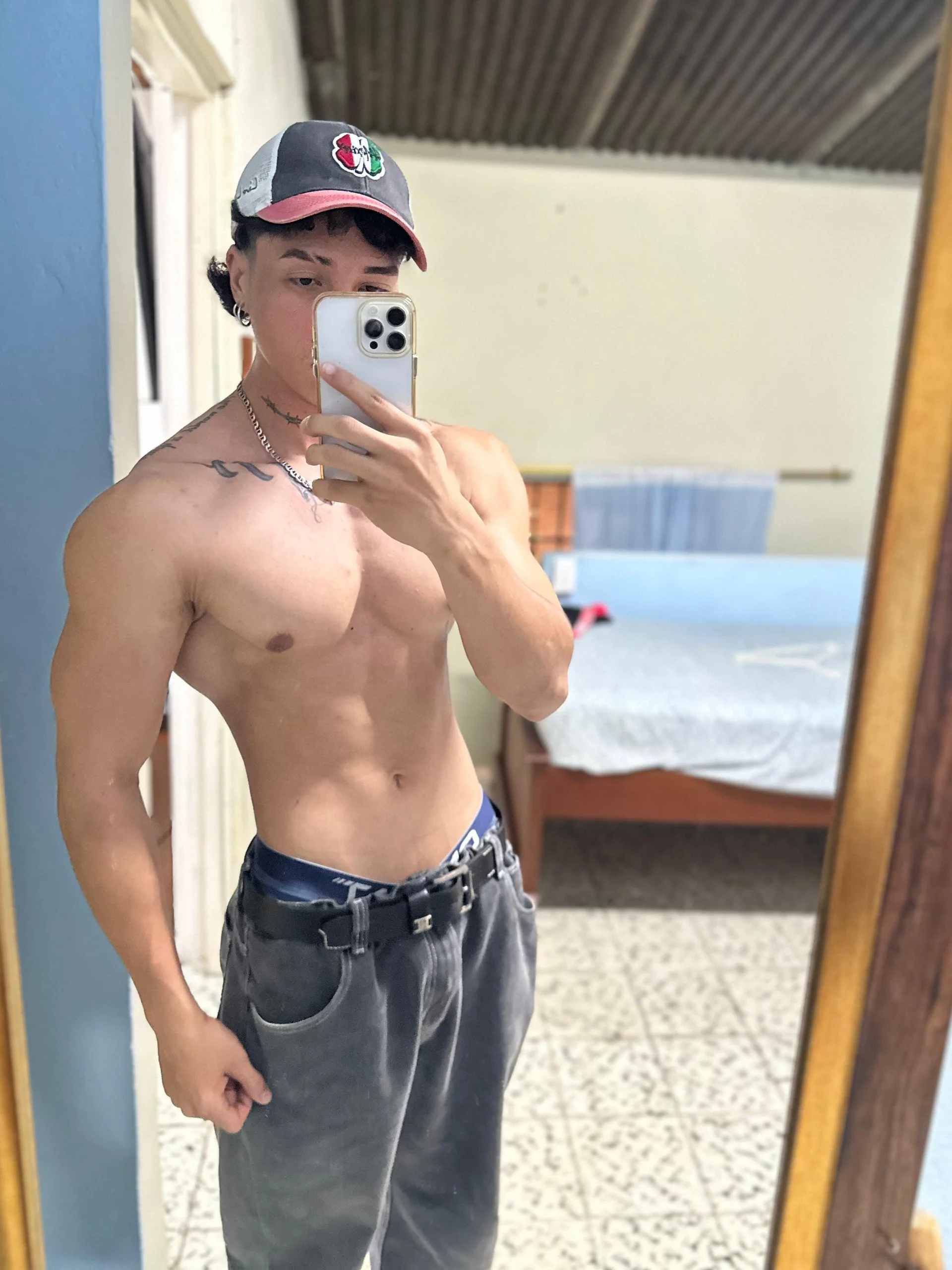XXX Porn Photo of Nude Bull__fit 5