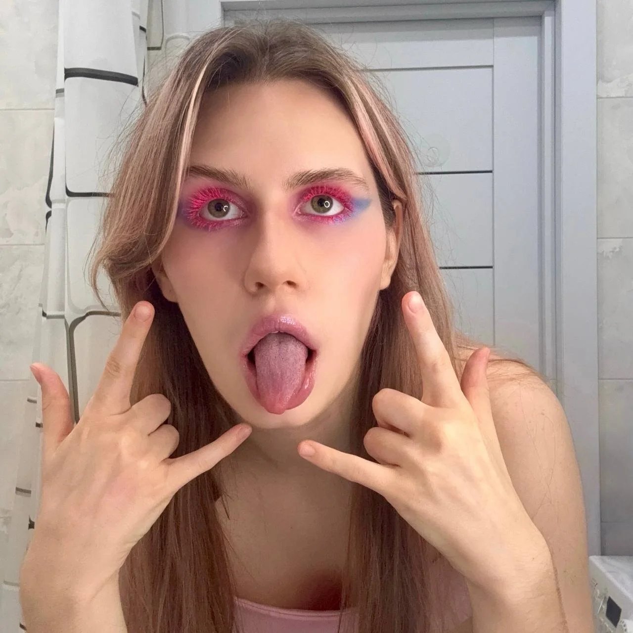 XXX Porn Photo of Nude FawnDubler 1