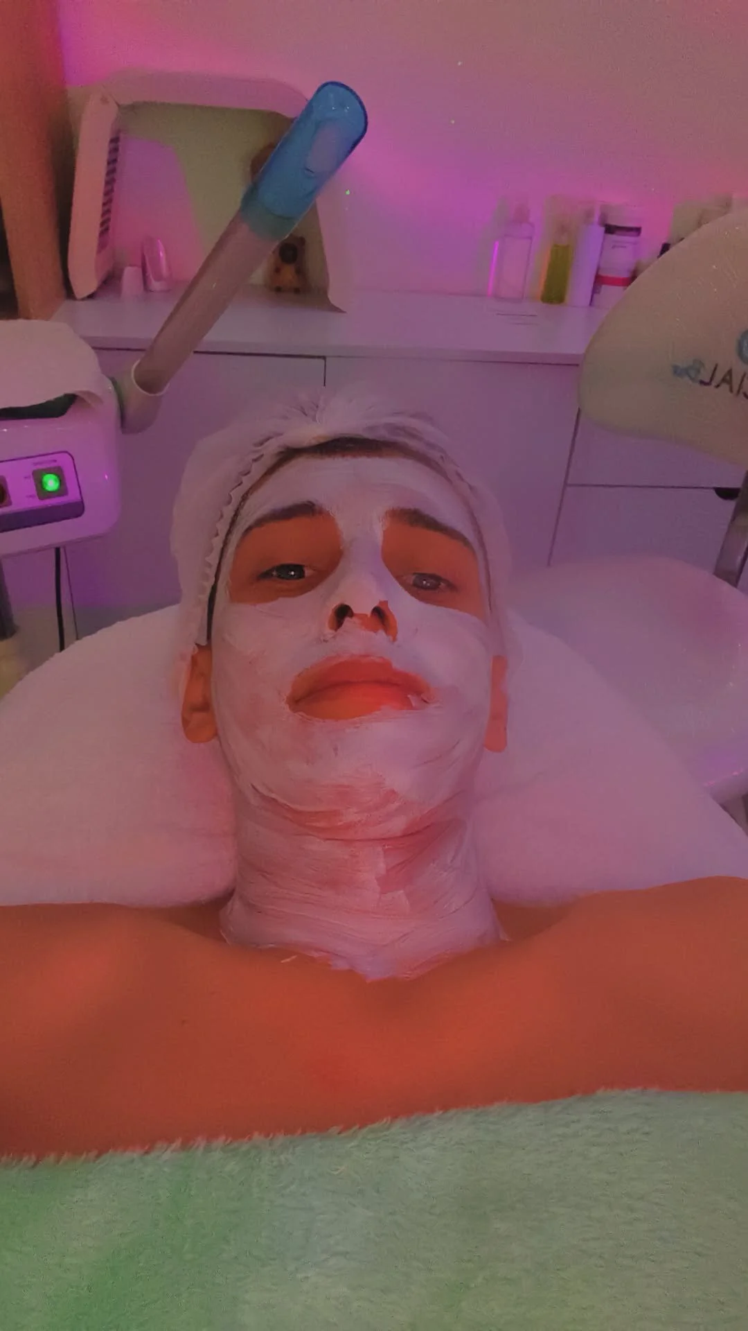 XXX Porn Photo of Nude gomitaboy1 28