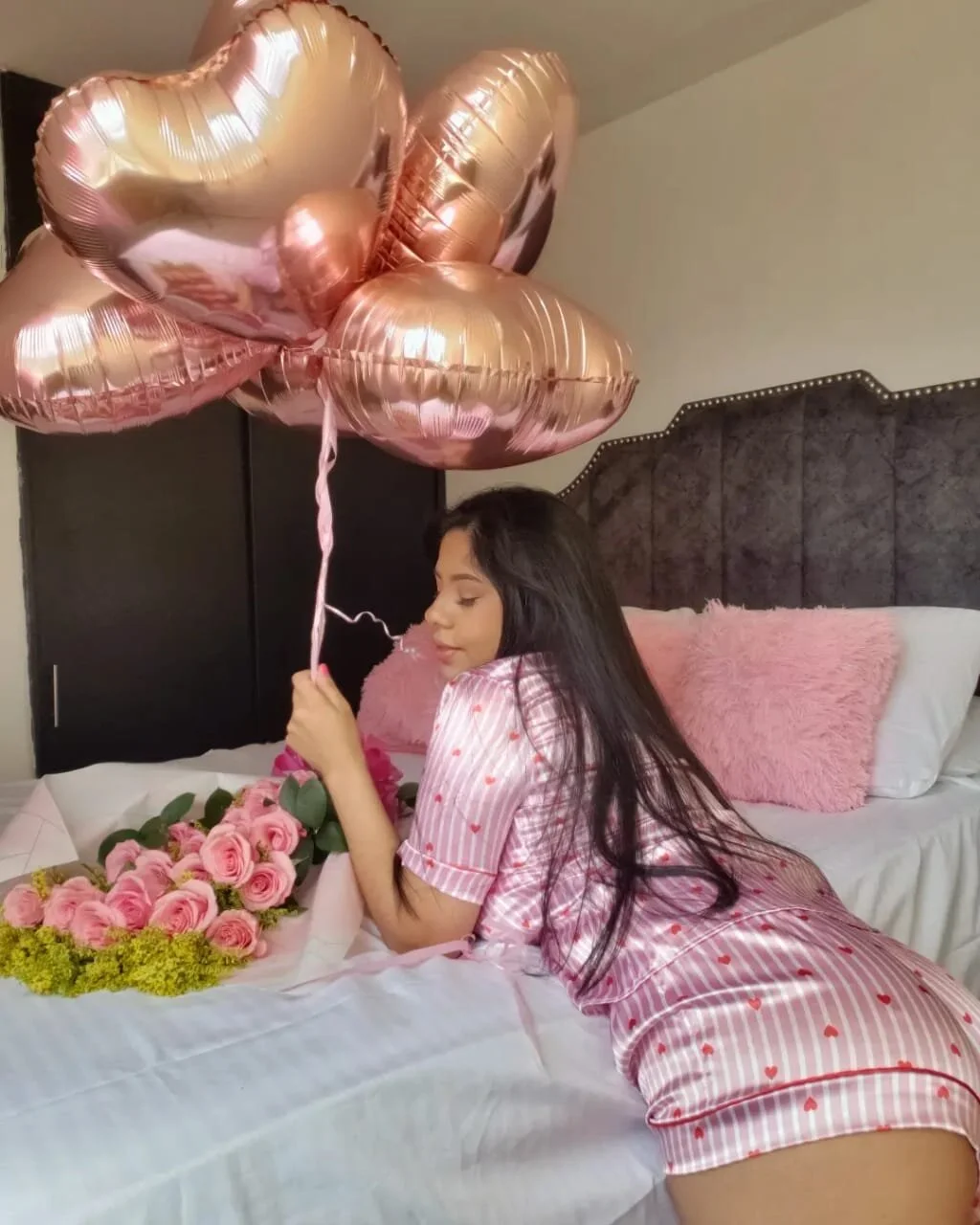 XXX Porn Photo of Nude downsonMia 5