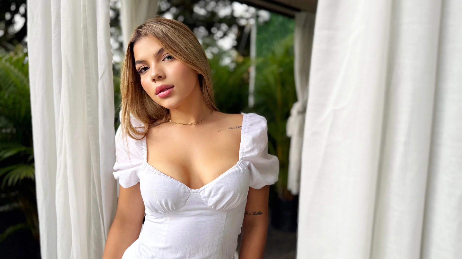 XXX Porn Photo of Nude AngelBlushXXX 14