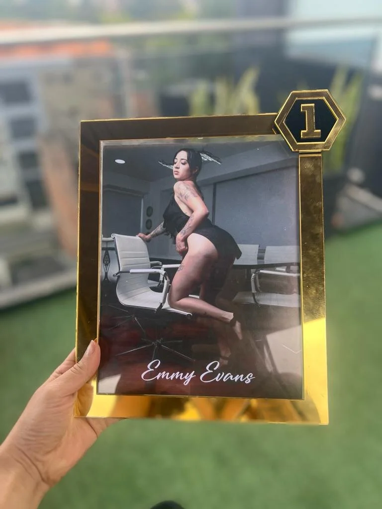 XXX Porn Photo of Nude EmmyEvans1 86