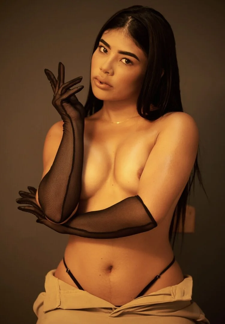 XXX Porn Photo of Nude kyber_ 20