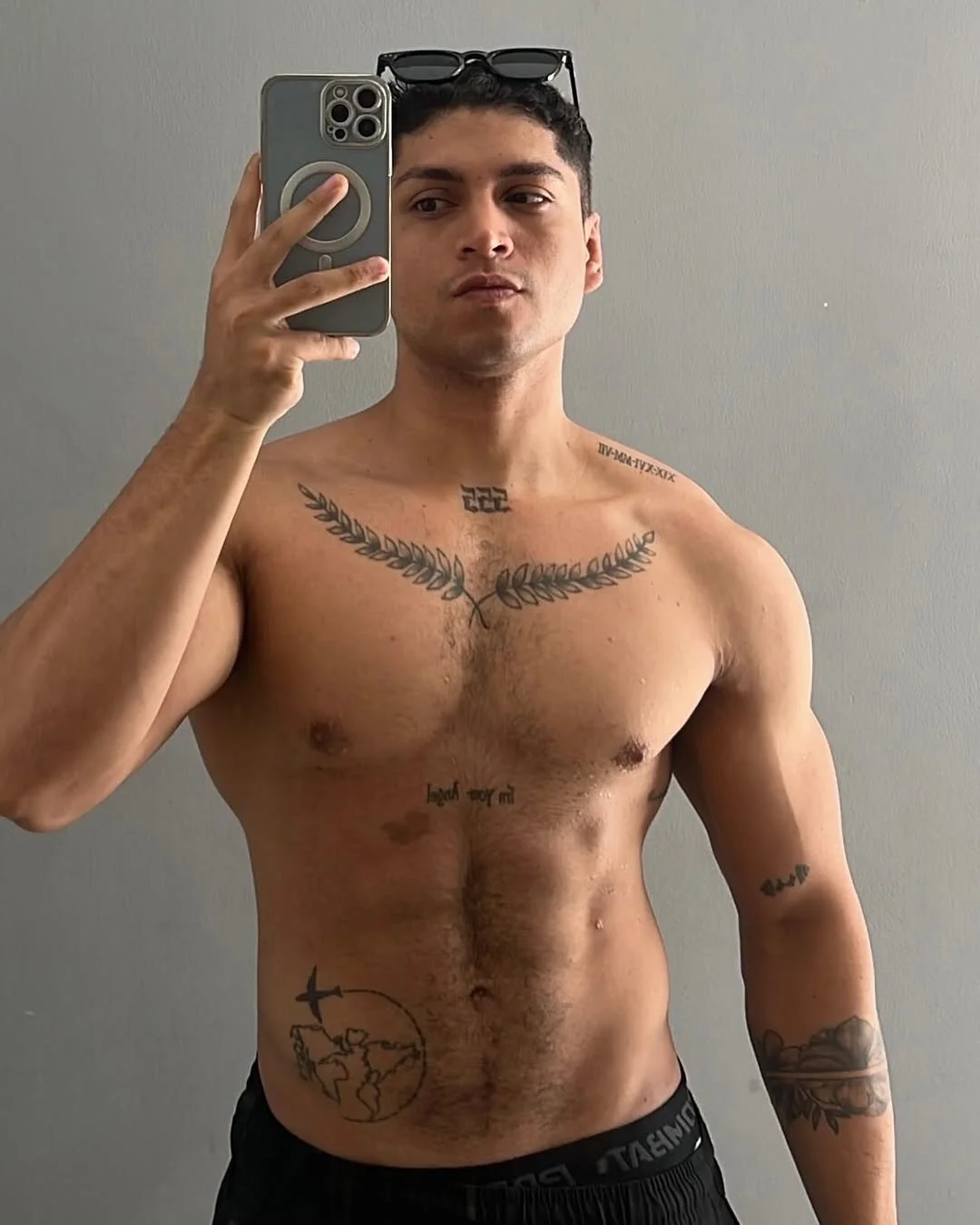 XXX Porn Photo of Nude Nicolasmontoya16 27