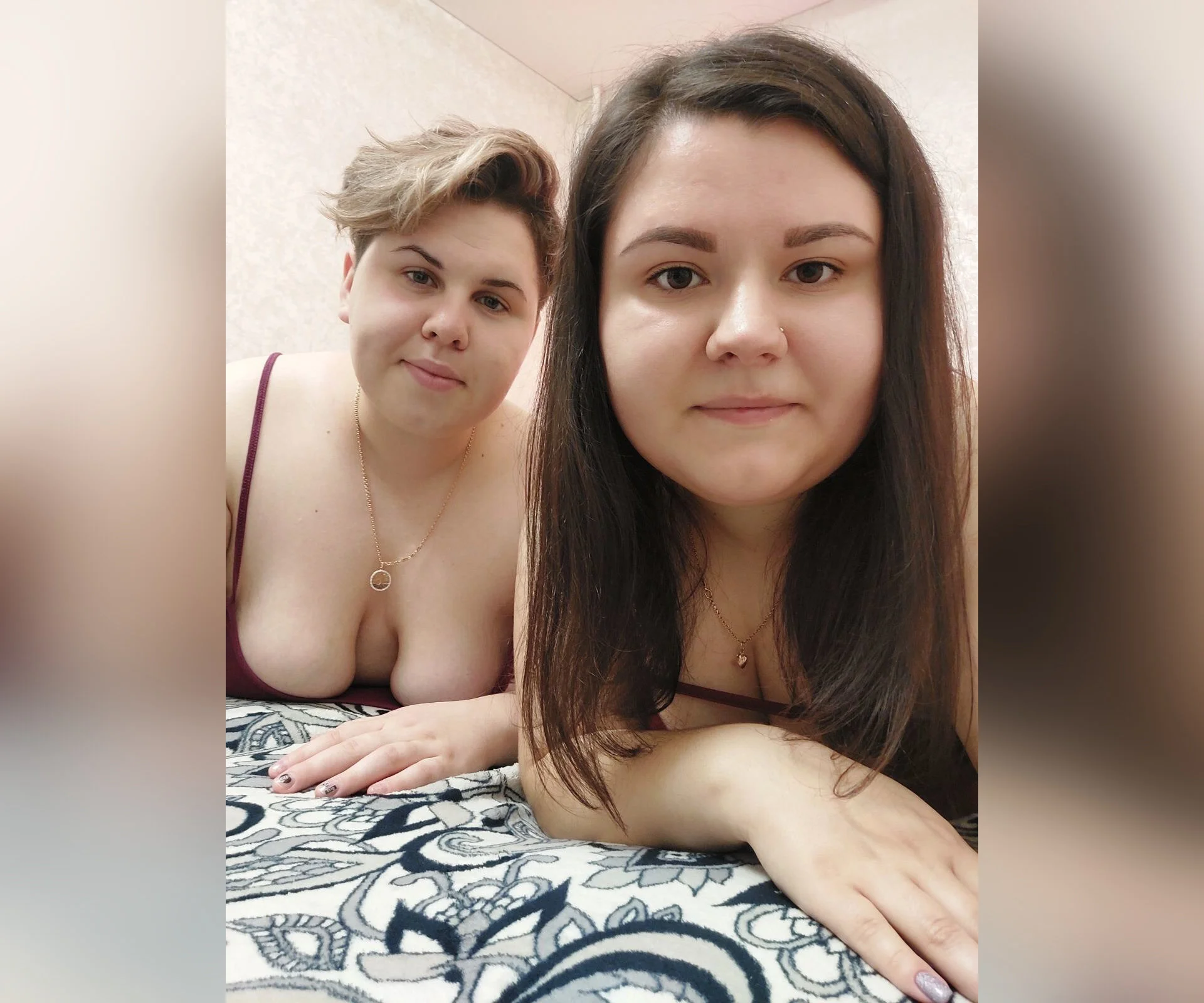 XXX Porn Photo of Nude BeckyAndHellen 22