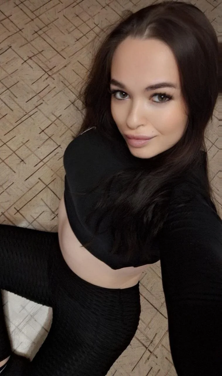 XXX Porn Photo of Nude Luxuriouss_s 7
