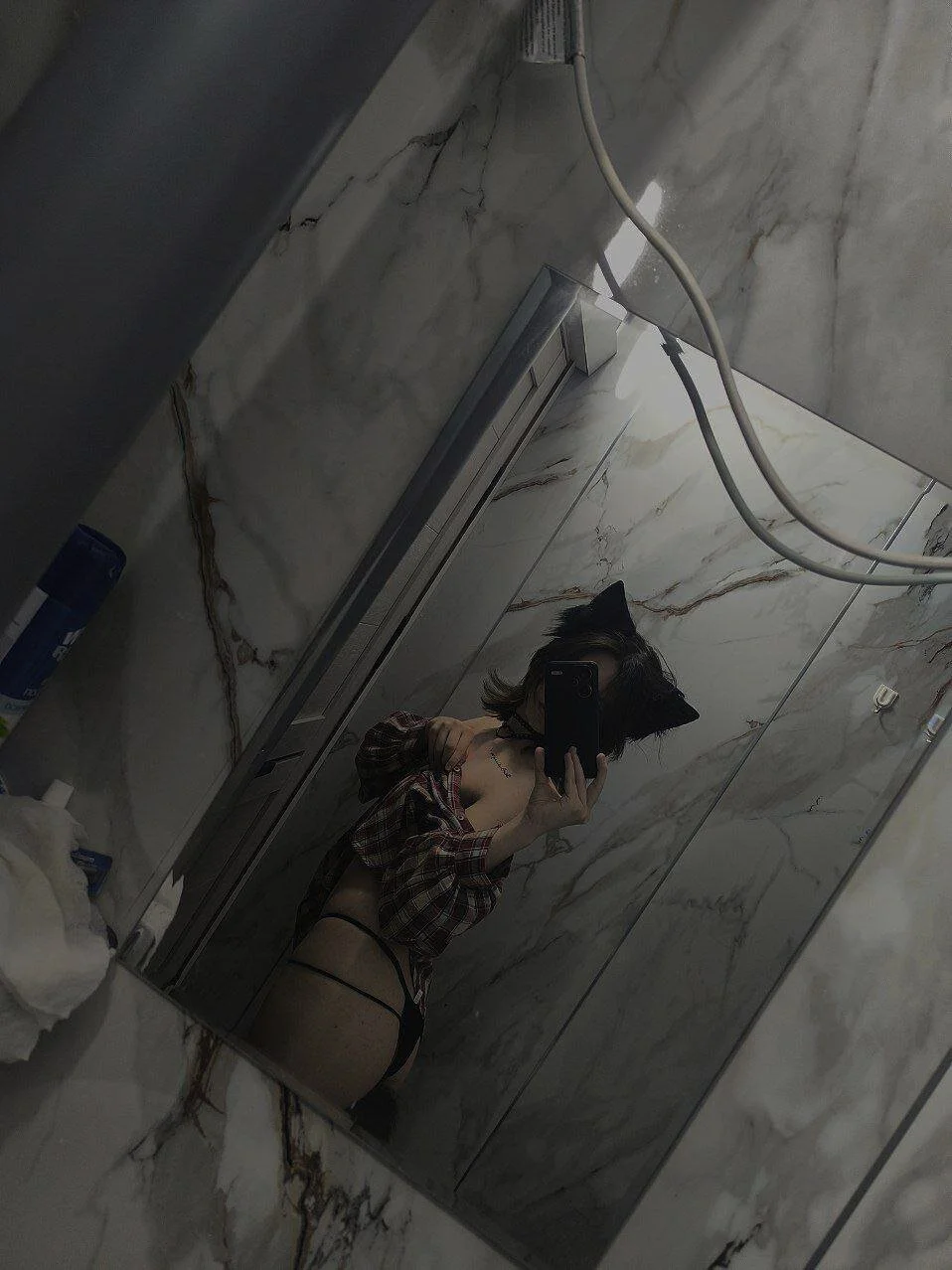 XXX Porn Photo of Nude Rozvelt_Ravenmore 8