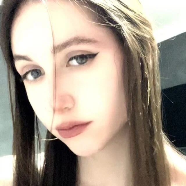 XXX Porn Photo of Nude Cutie_Kiss_Kiss 4