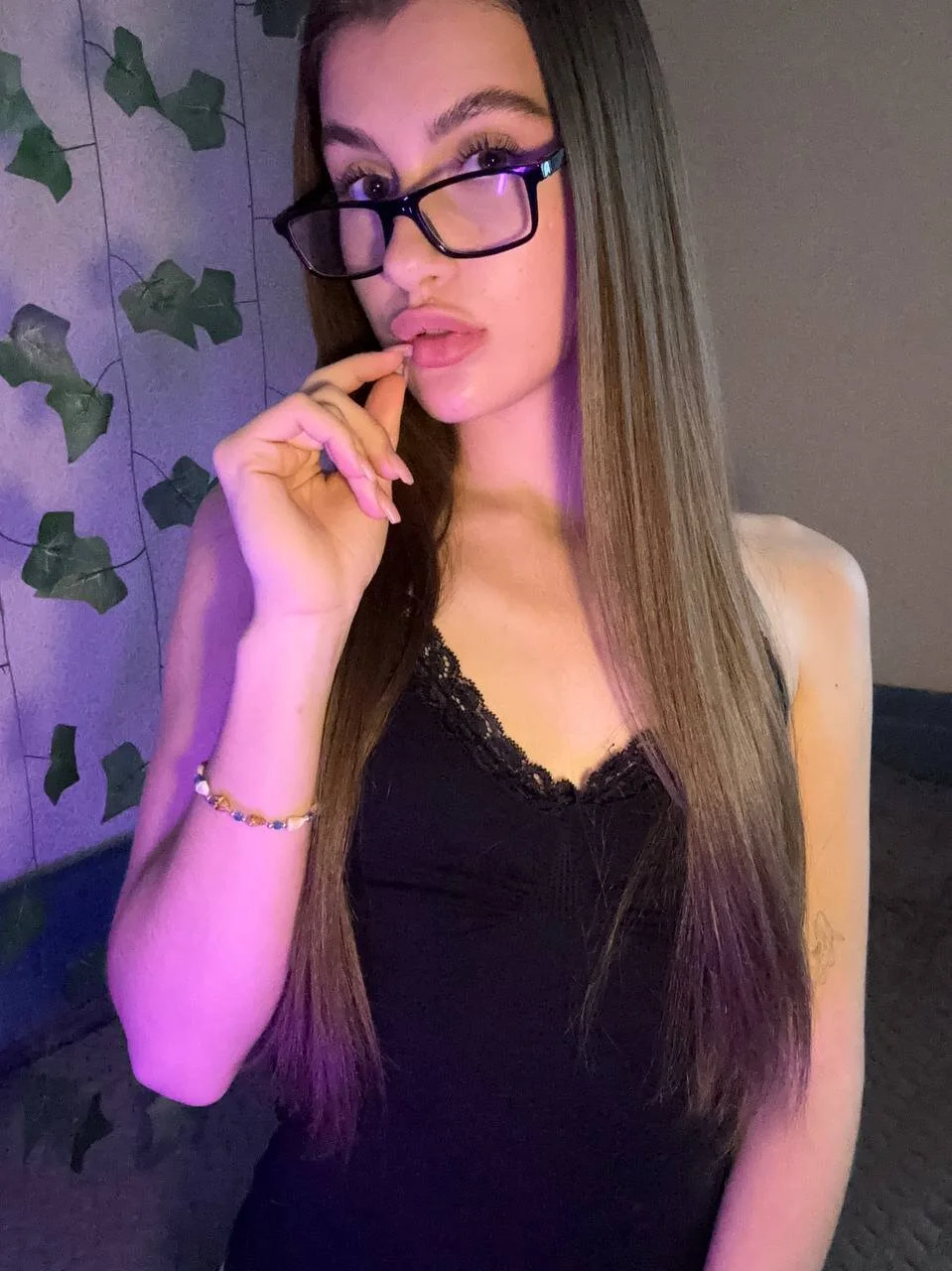XXX Porn Photo of Nude LiseVener 100