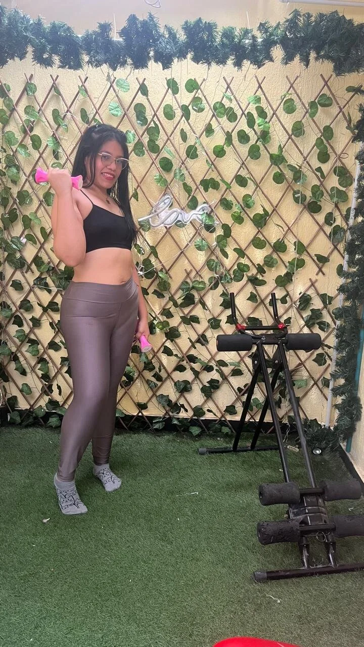 XXX Porn Photo of Nude KEYRA-MILLER- 2