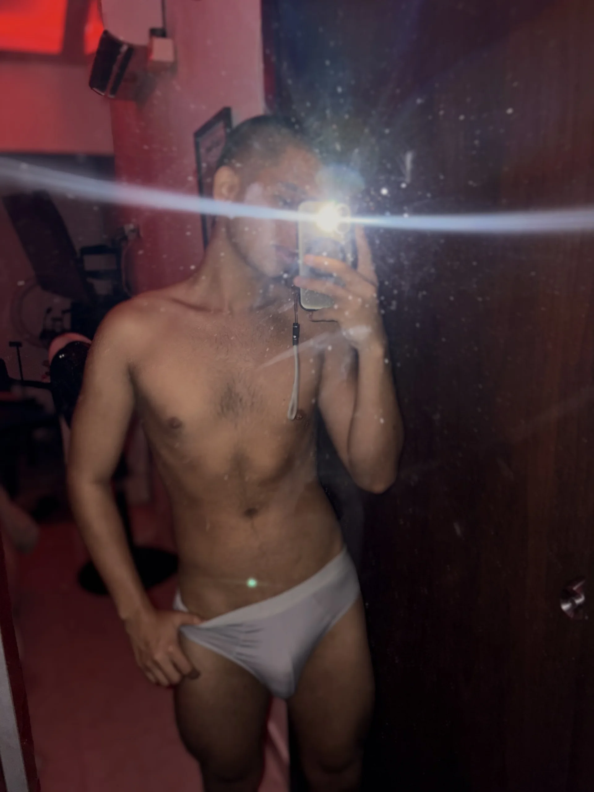XXX Porn Photo of Nude harold_18_ 9
