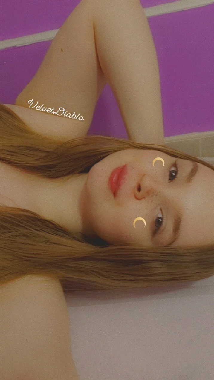 XXX Porn Photo of Nude VelvetDiablo 20