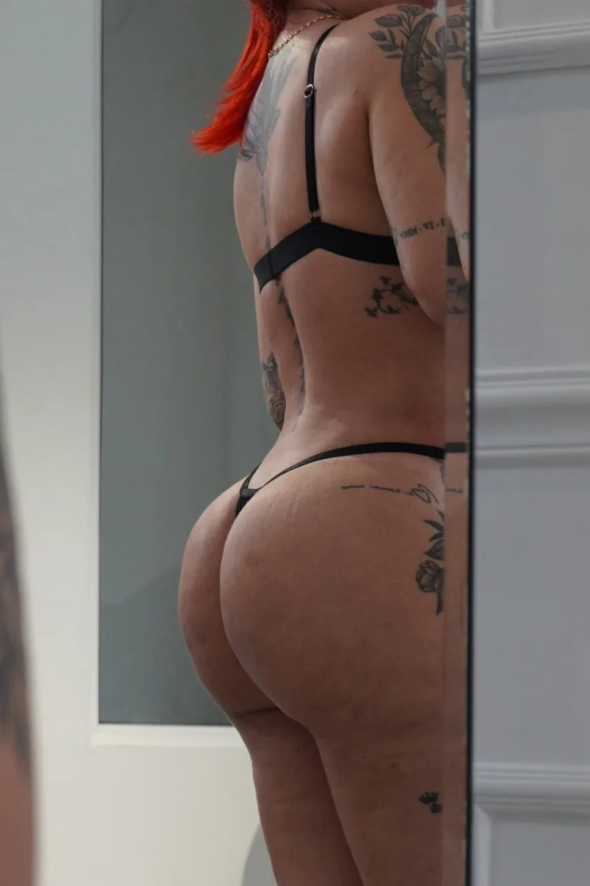 XXX Porn Photo of Nude KAROL_MILF 14