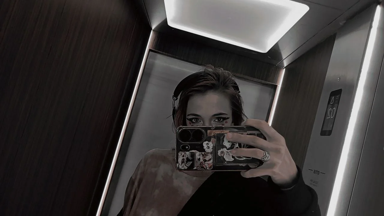 XXX Porn Photo of Nude ShadowEllie 159