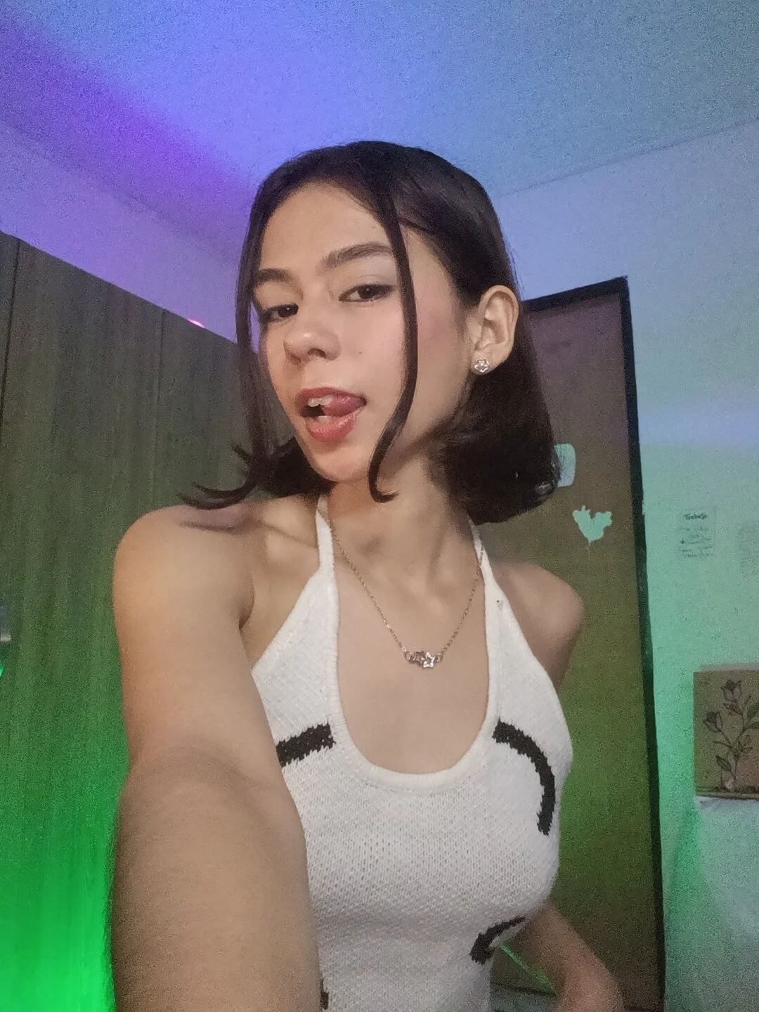 XXX Porn Photo of Nude hey_roxx-OvvO 3